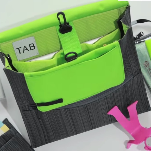 Walter & Ray TAB Plus Messenger Bag Organizer - Picture 2 of 8